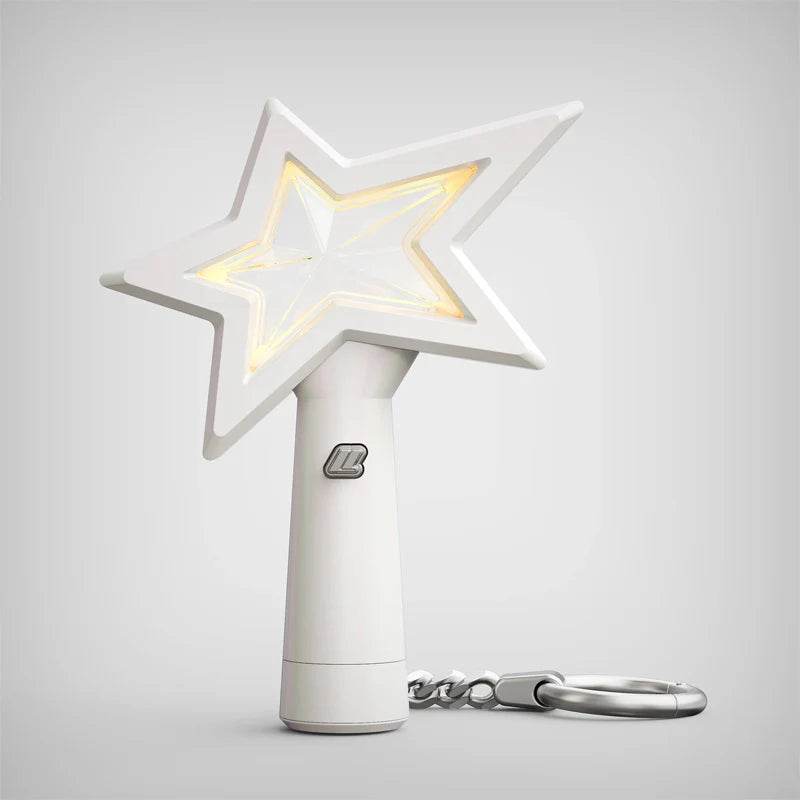 LISA | 리사 | OFFICIAL LIGHT STICK KEY RING – KPOP MUSIC TOWN