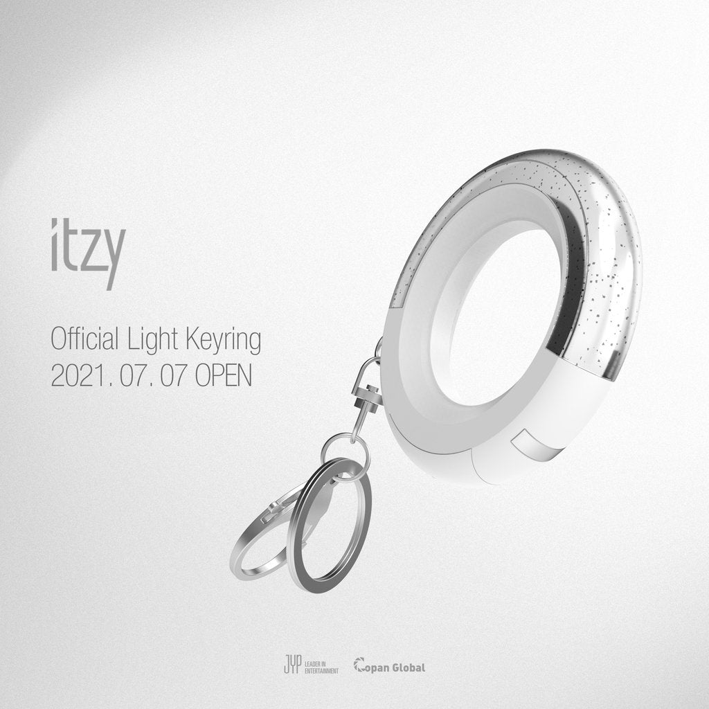 ITZY | 있지 | OFFICIAL MINI LIGHT KEYRING
