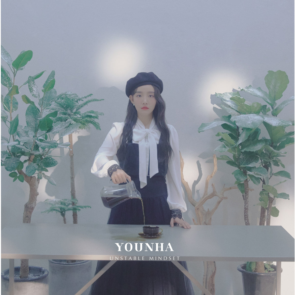 YOUNHA | 윤하 | Mini Album : UNSTABLE MINDSET (4487022346318)